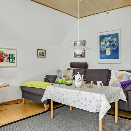 Gorgeous Home In Nexo With Kitchen Εξωτερικό φωτογραφία