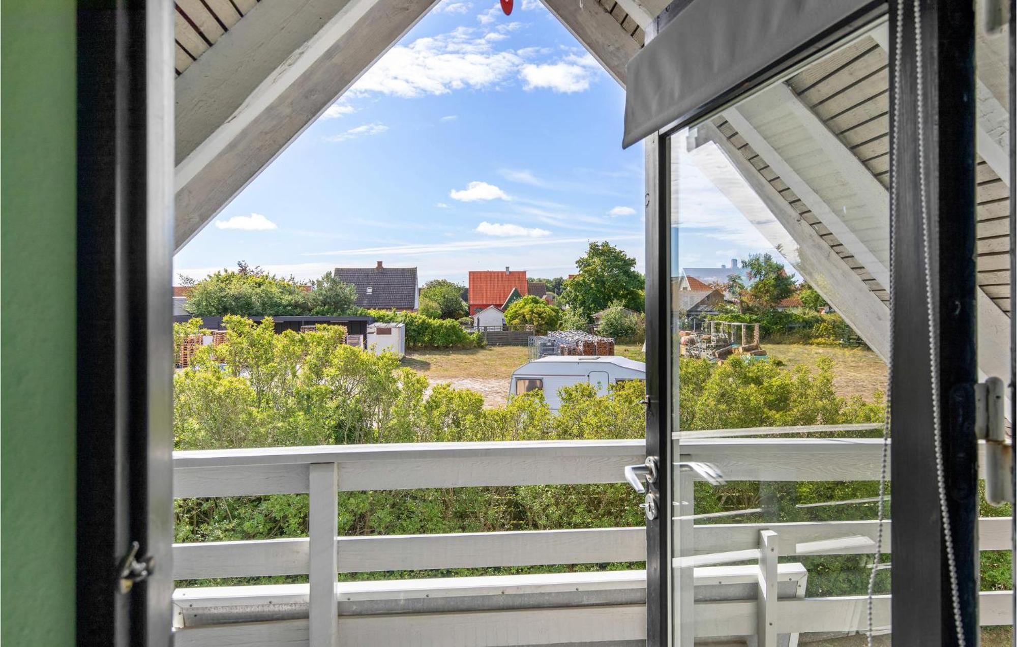 Gorgeous Home In Nexo With Kitchen Εξωτερικό φωτογραφία